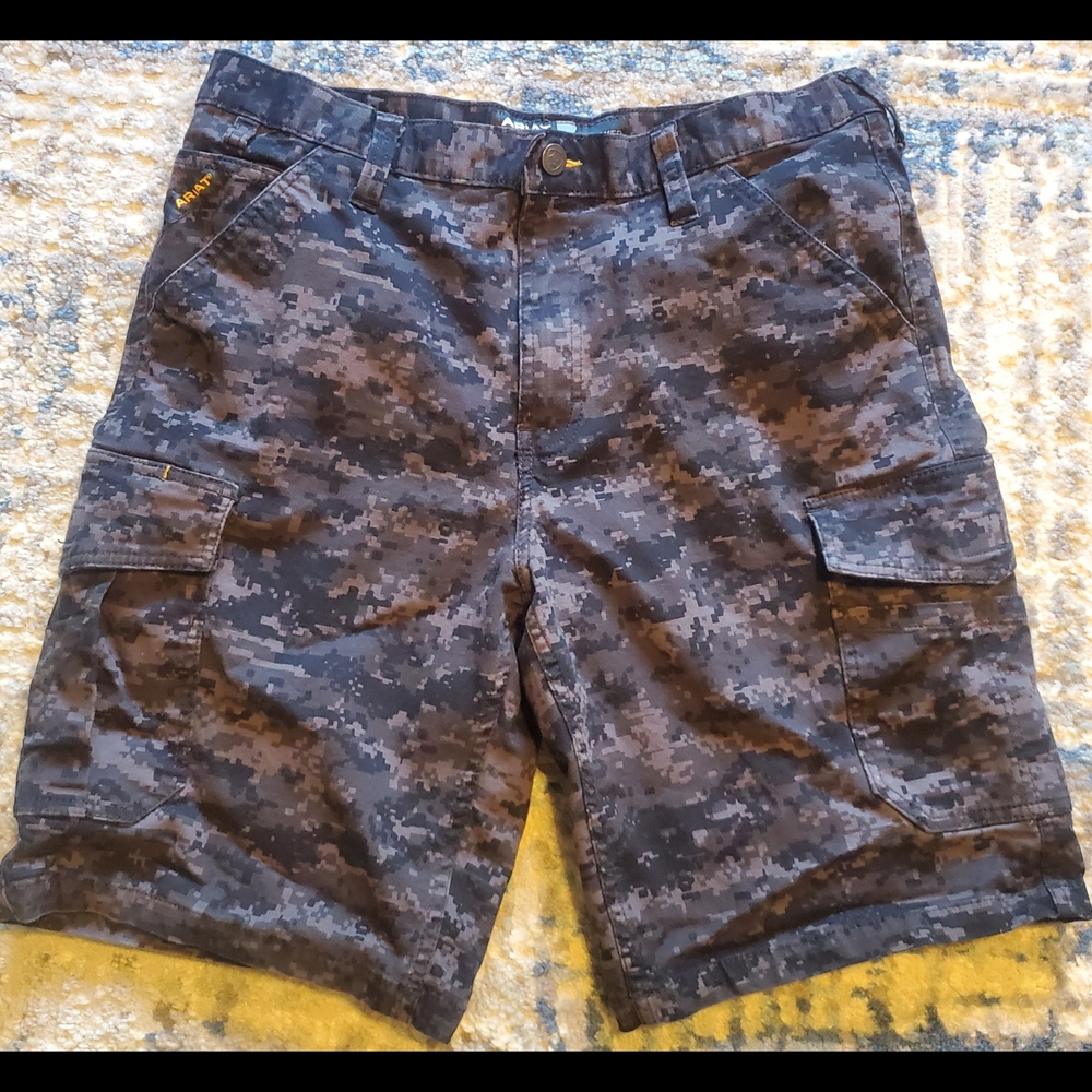 Ariat Men's Black Camouflage Cargo Shorts